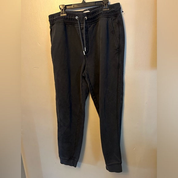 Everlane pants - black 100% cotton pull on style with jogger cuff - Picture 7 of 12